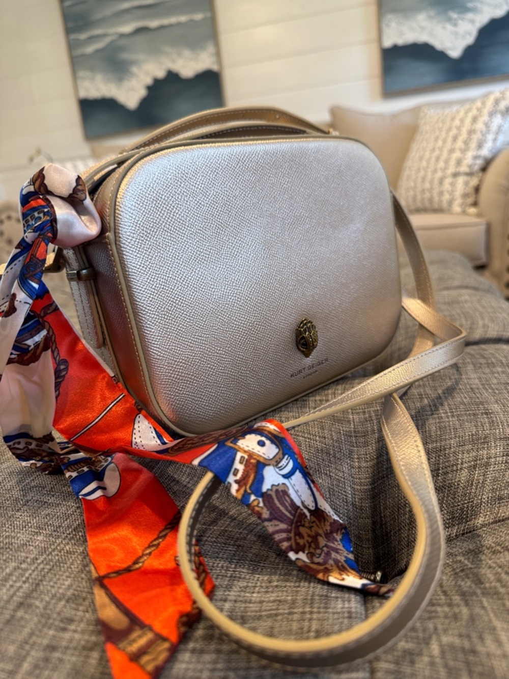 Kurt Geiger Metallic Gold Richmond Leather Crossbody Bag - Picture 3 of 17